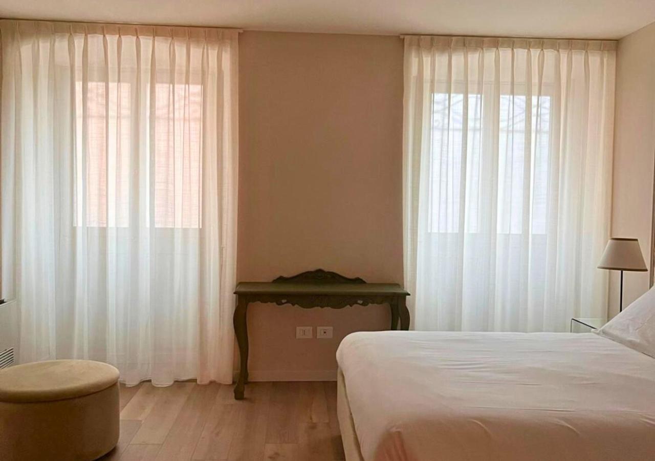 Villa Tosi - Luxury Apartments In Villa Veneta 特雷尼亚戈 外观 照片