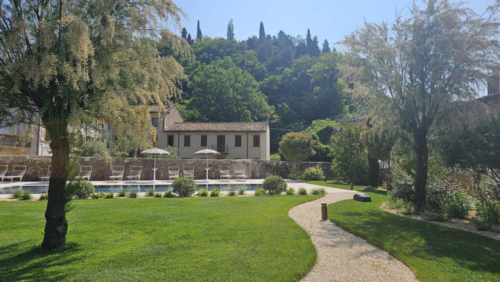 Villa Tosi - Luxury Apartments In Villa Veneta 特雷尼亚戈 外观 照片