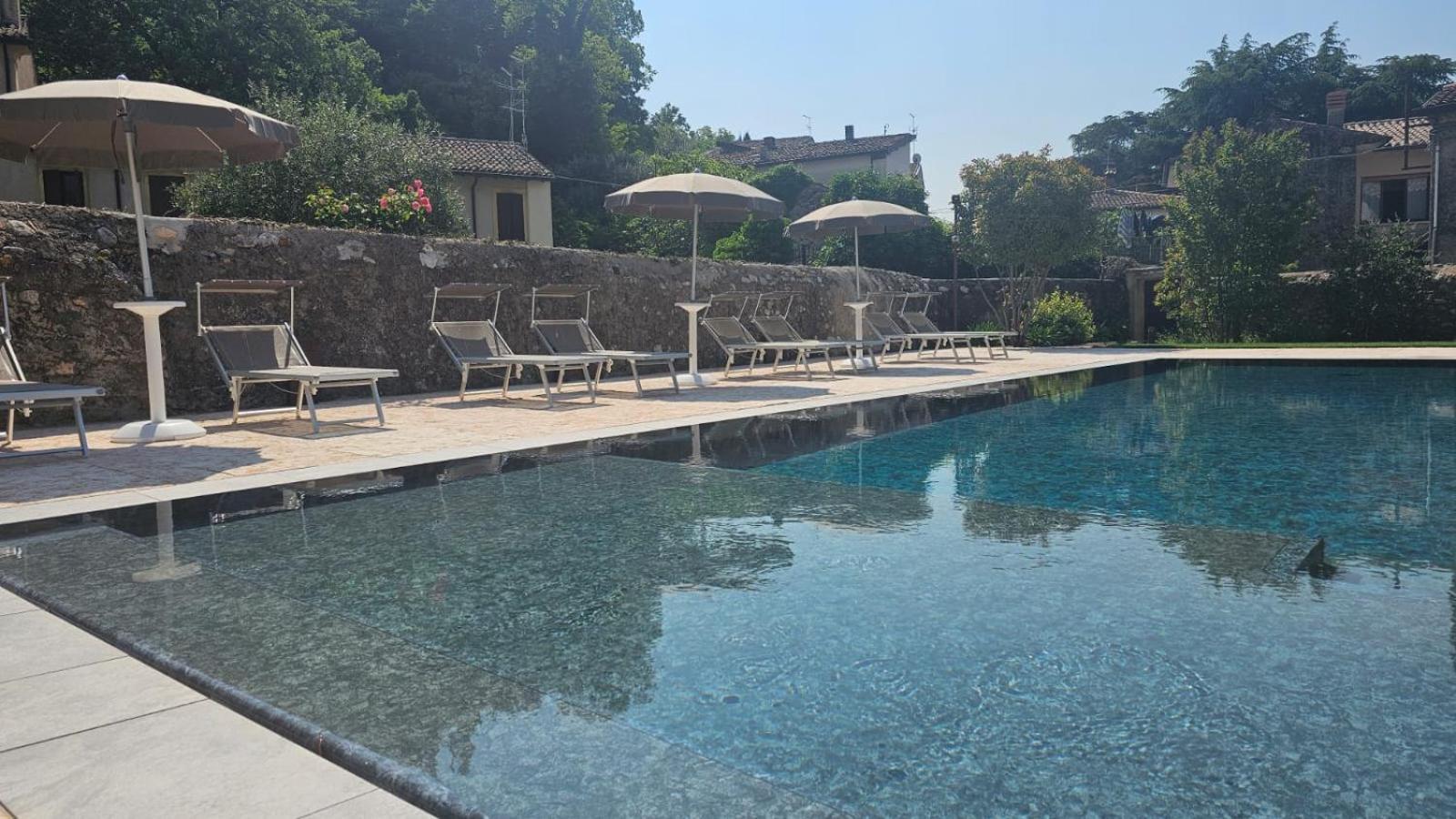 Villa Tosi - Luxury Apartments In Villa Veneta 特雷尼亚戈 外观 照片
